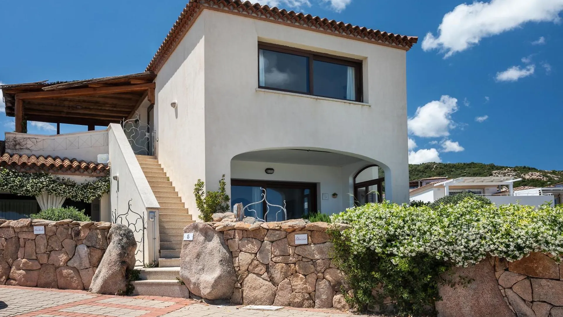 Le Maree Apartments Cannigione