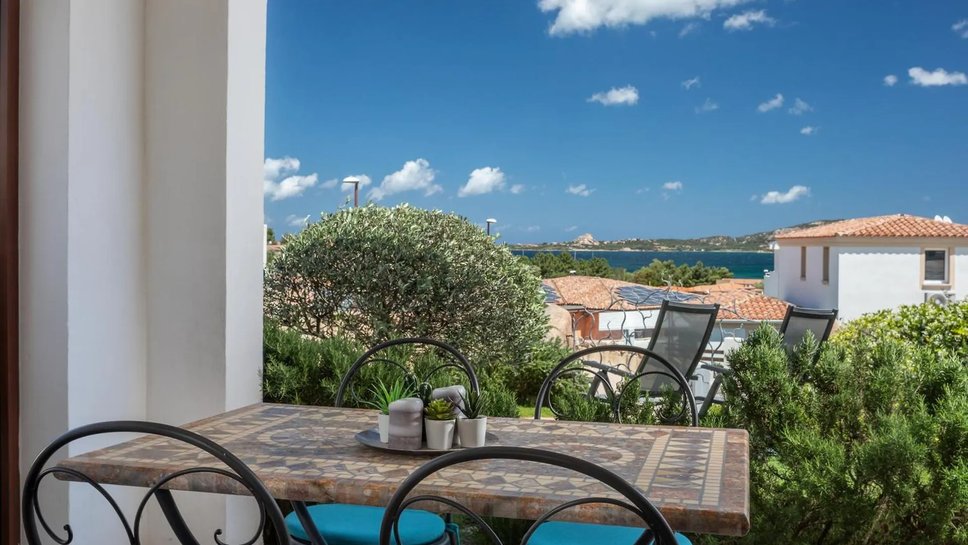 Le Maree Apartments Cannigione Holiday home