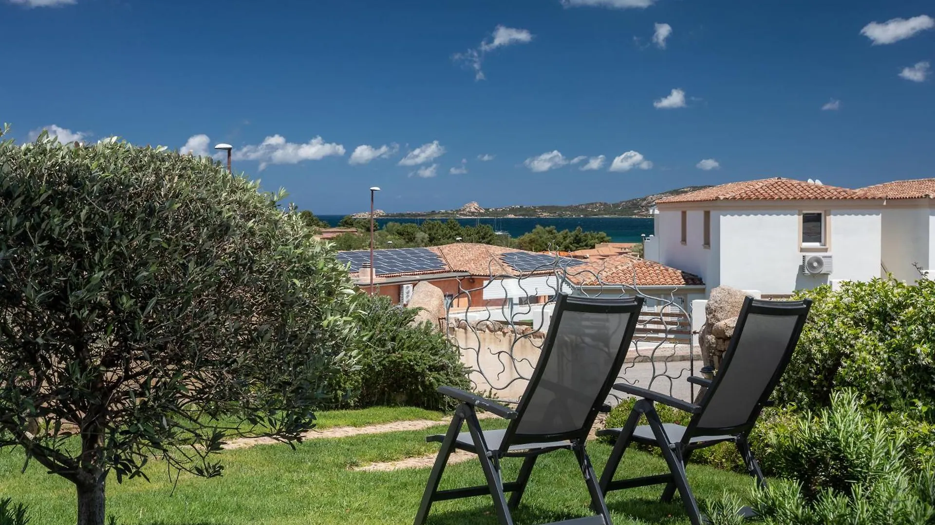 Сasa de vacaciones Le Maree Apartments Cannigione Italia