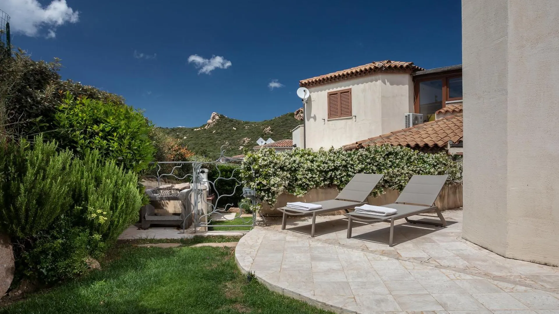 Le Maree Apartments Cannigione
