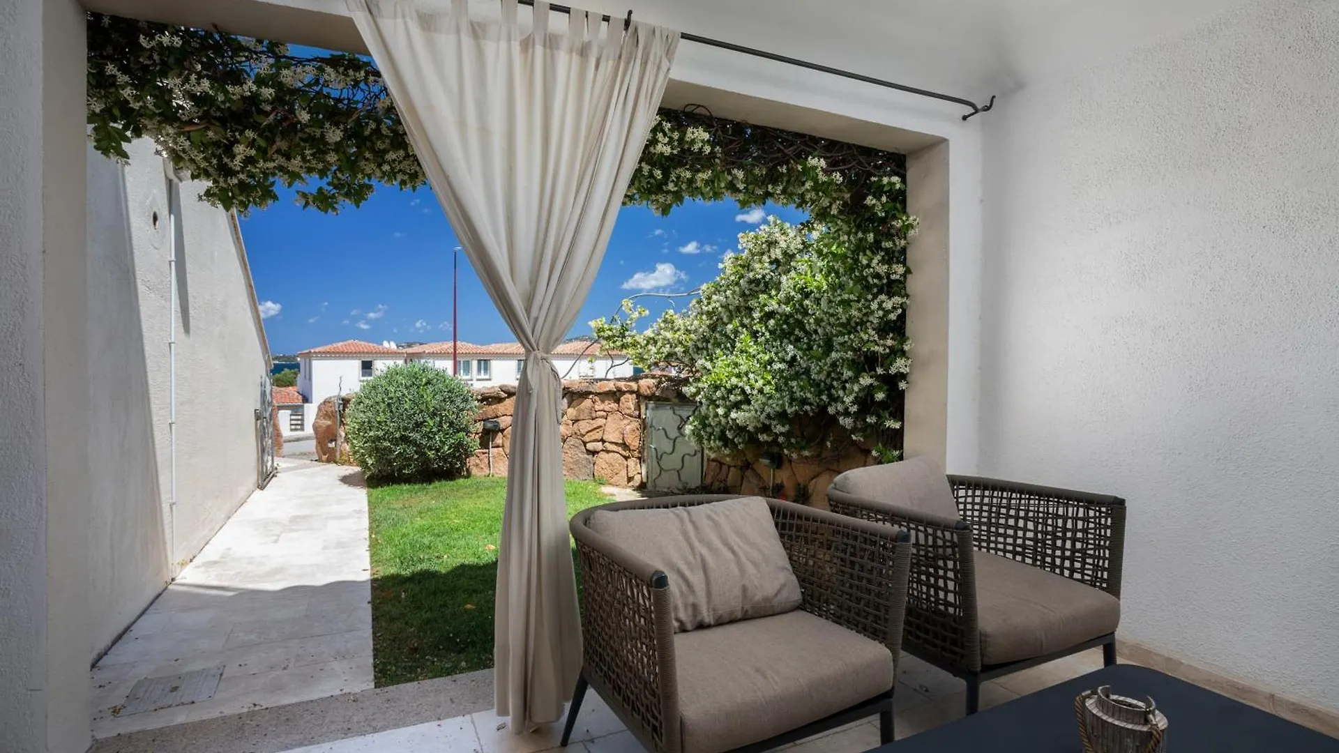 Le Maree Apartments Cannigione 0*,  Italia